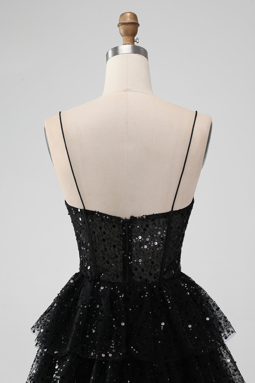 Glittrande Svart Spaghetti Straps Tiered Homecoming Klänning med Paljetter