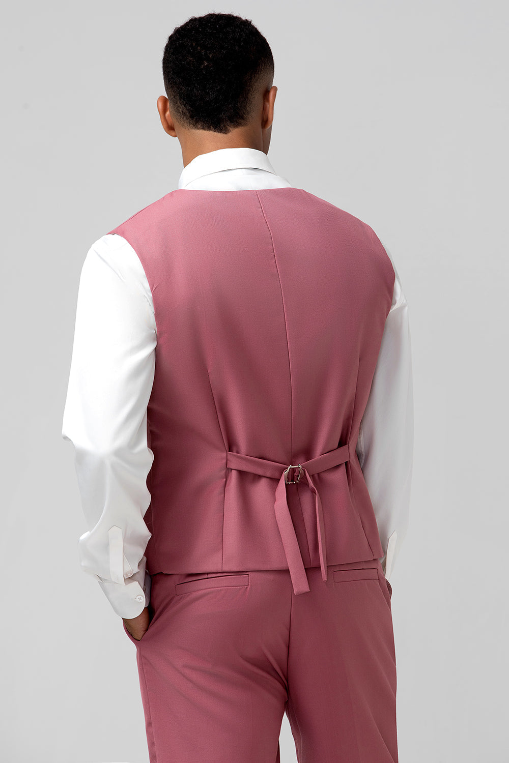 Notched Lapel Korall enkelknäppt 3 delar mäns baldräkter