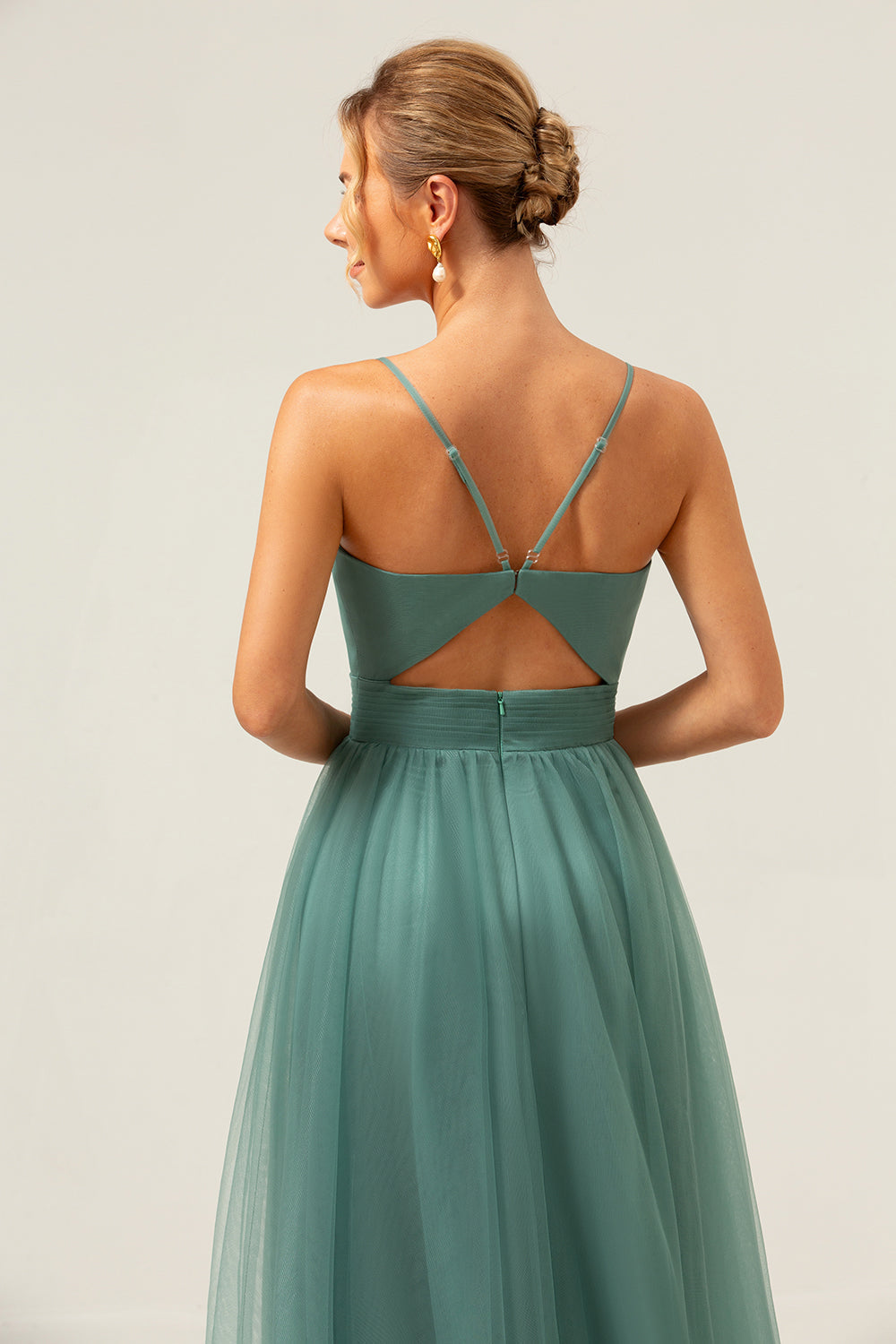 Eucalyptus Spaghetti Straps Tyll A-linje Lång Brudtärna Klänning