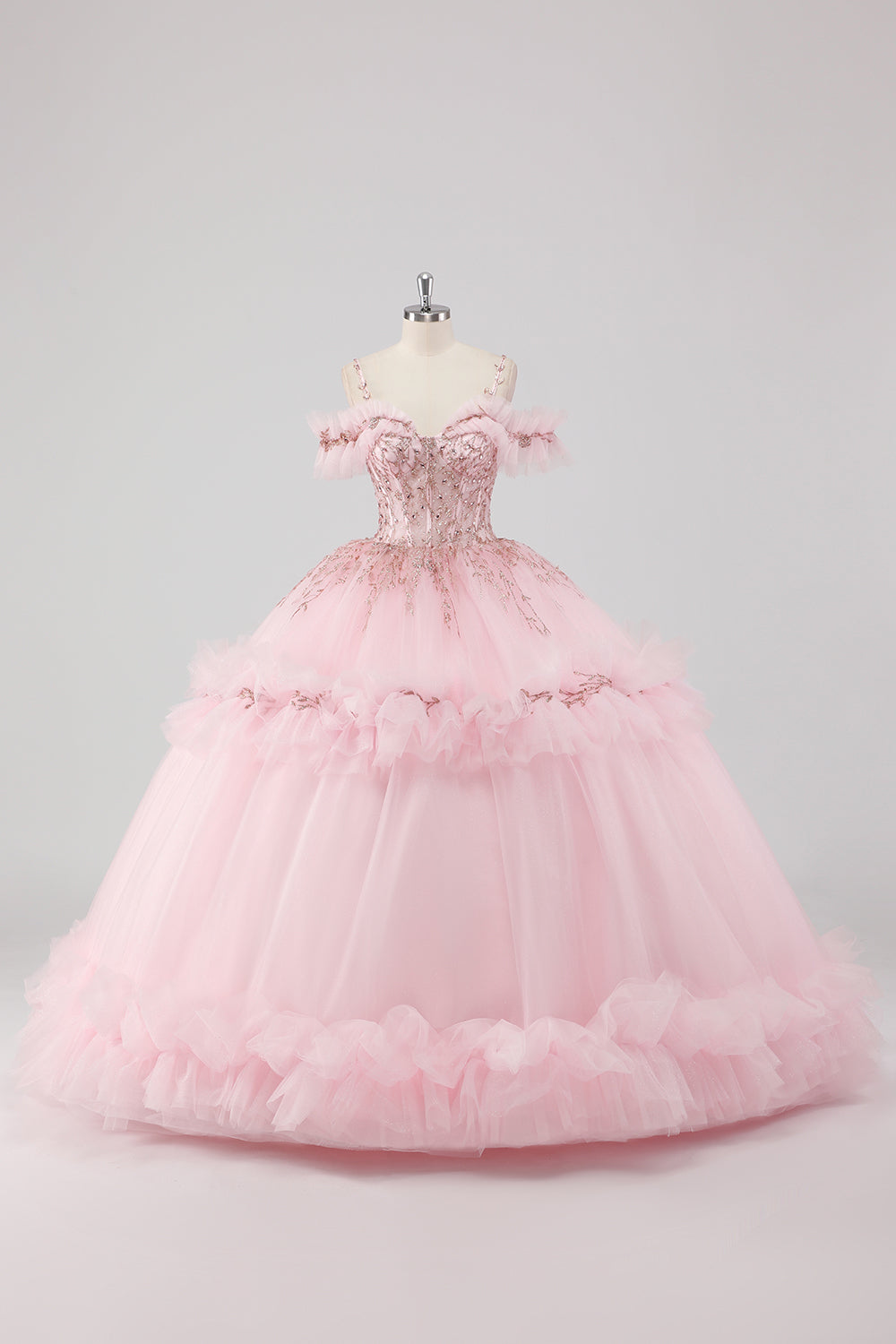 Prinsessa rodna balklänning kall axel volanger tyll quinceanera klänning med paljetter broderi