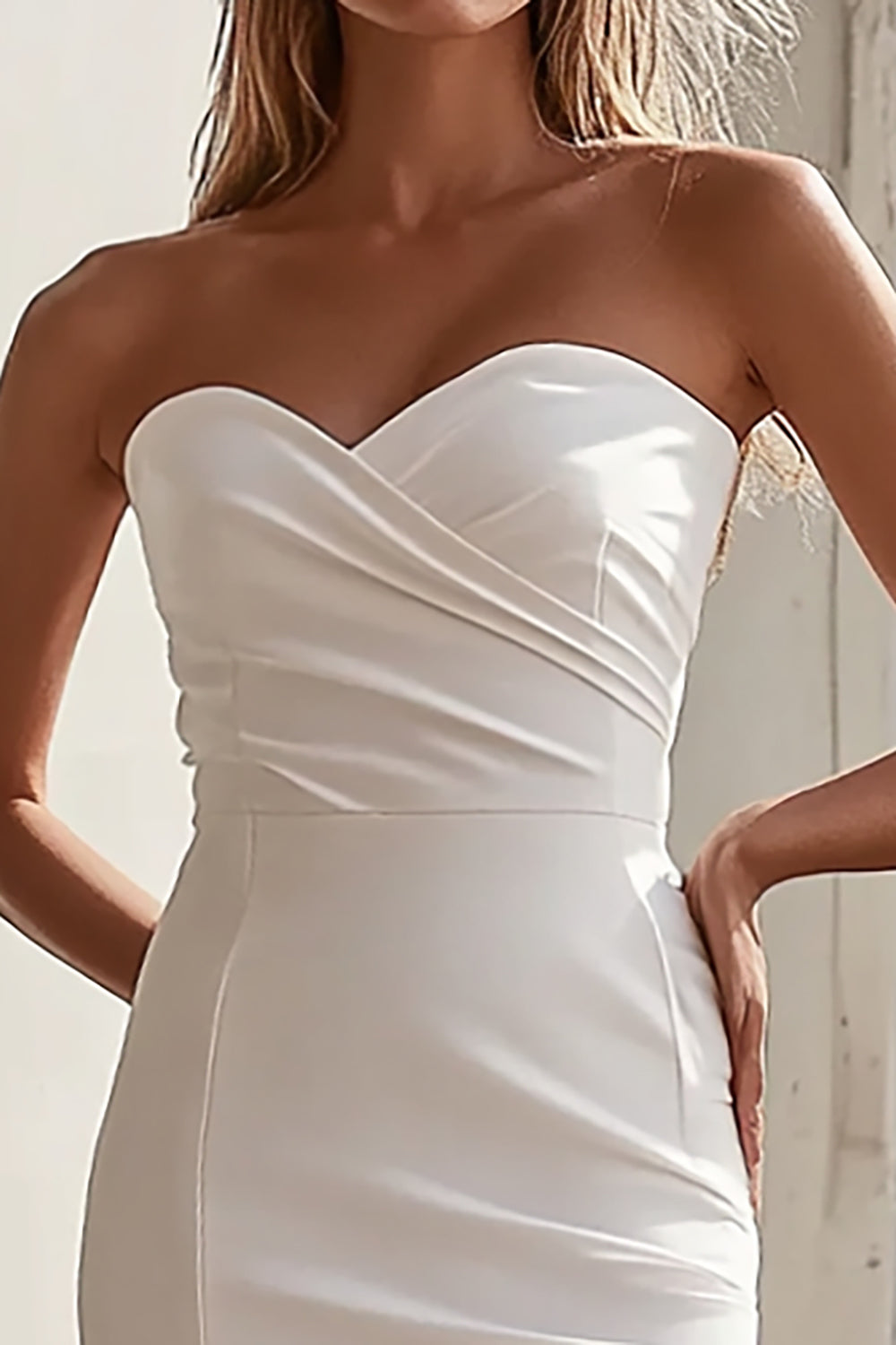 Bodycon Vit Axelbandslös Kort Examensklänning