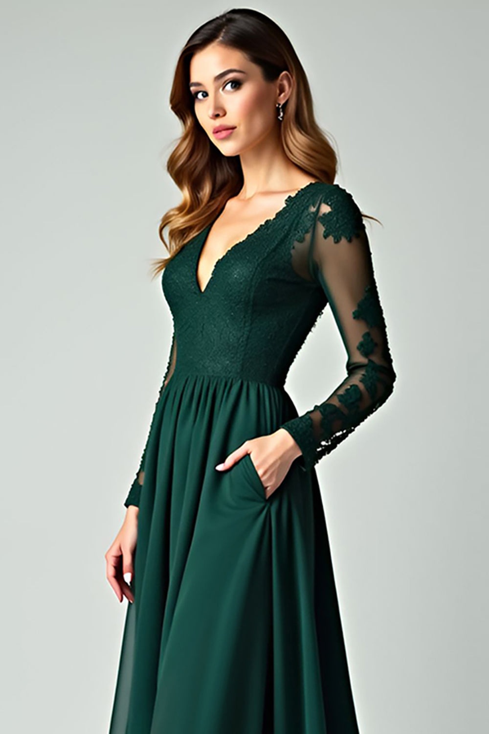 Pine A Line V Neck Lace Lång Balklänning med långa ärmar
