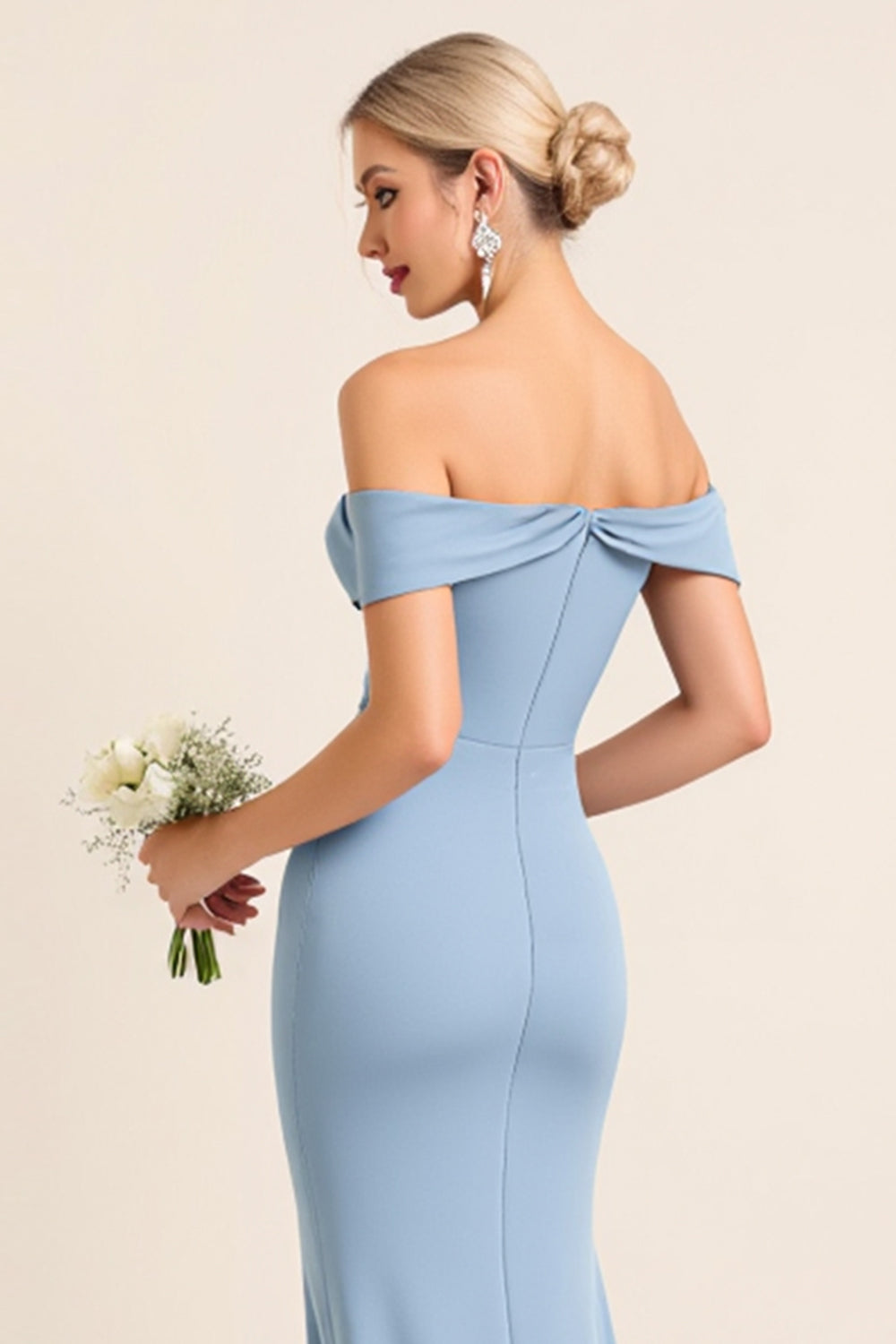 Matt Satäng Off The Shoulder Dusty Blue Rynkad Slida Brudtärna Klänning med slits