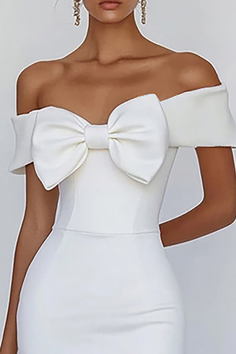 Off the Shoulder Bodycon Vit Graduation Klänning med Rosett