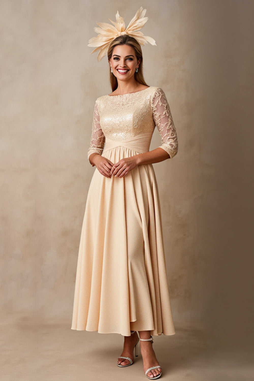 Chiffong A Line Applique Champagne Klänning till brudens mor med 3/4 ärmar