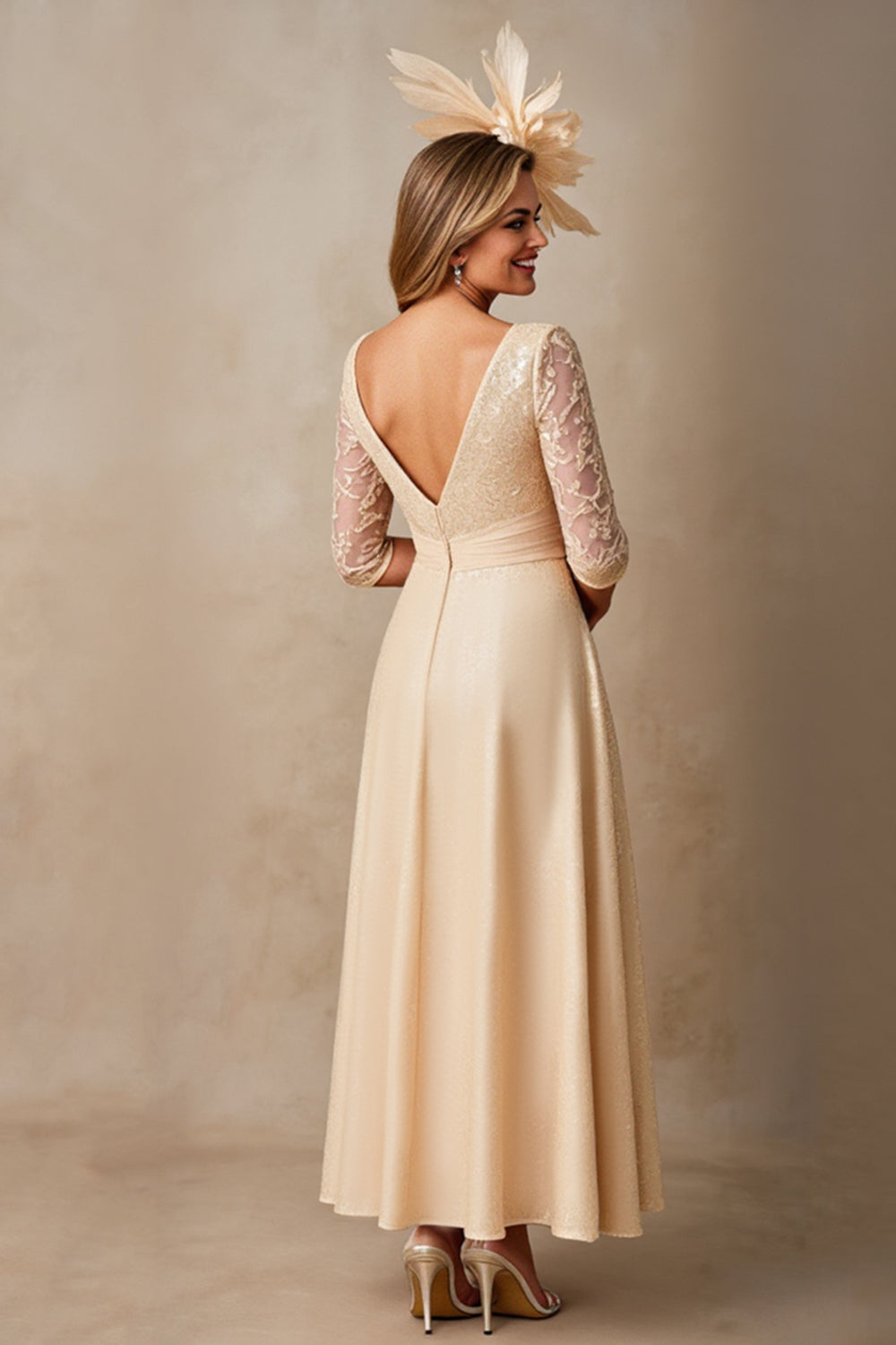 Chiffong A Line Applique Champagne Klänning till brudens mor med 3/4 ärmar