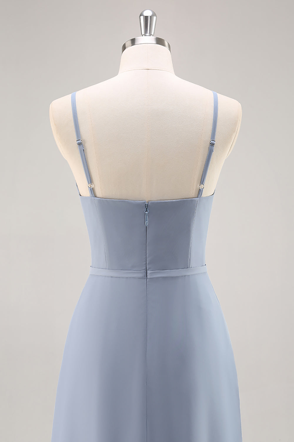 Dusty Blue Chiffong En rad lång brudtärna klänning med volanger