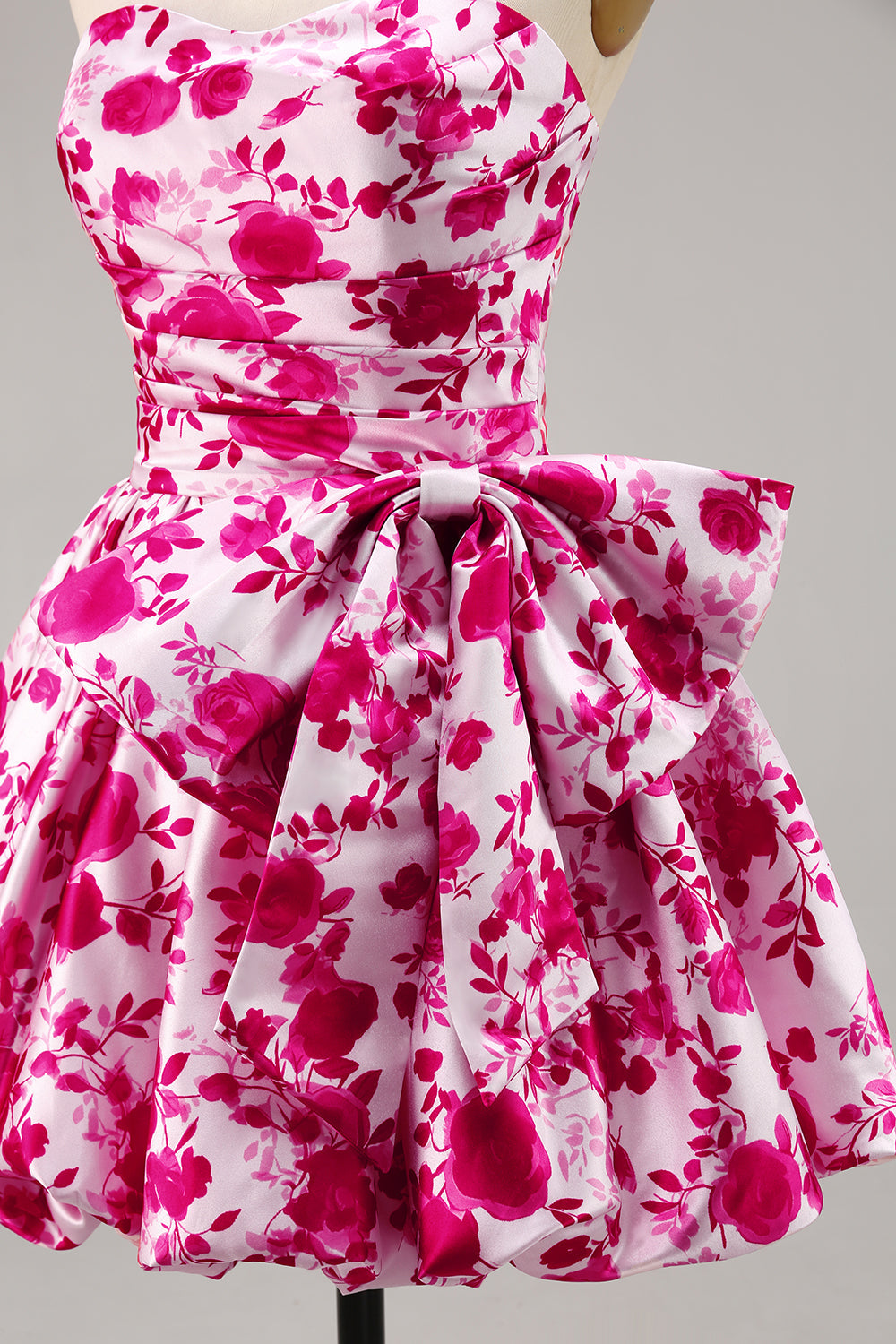 Blommig Fuchsia Axelbandslös A Line Homecoming Klänning med rosett