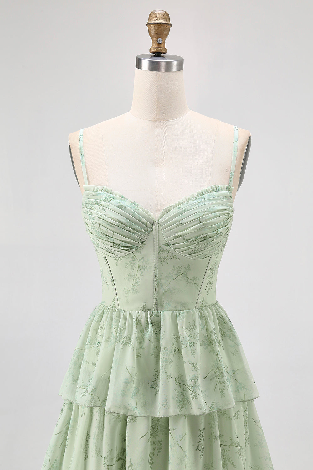 Dusty Sage En linje Korsett Tiered Chiffong Lång Brudtärna Klänning Med Slits