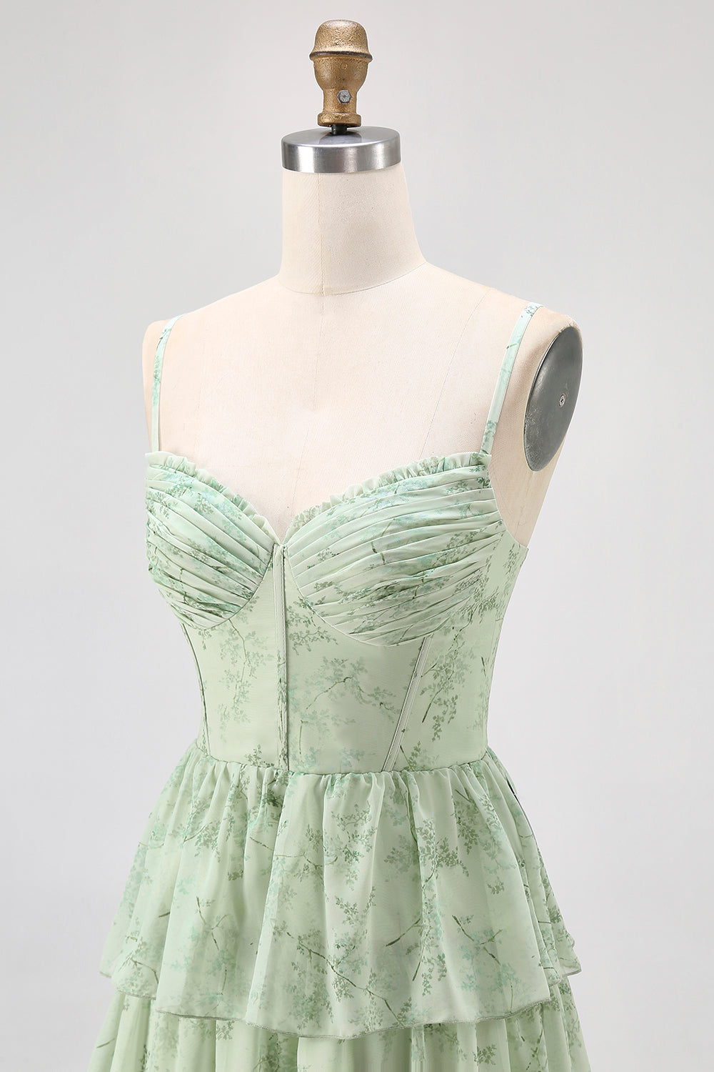 Dusty Sage En linje Korsett Tiered Chiffong Lång Brudtärna Klänning Med Slits