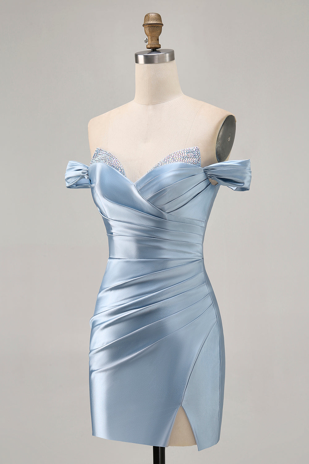 Gråblå Off The Shoulder Satin Rynkad Bodycon Homecoming Klänning med Slits