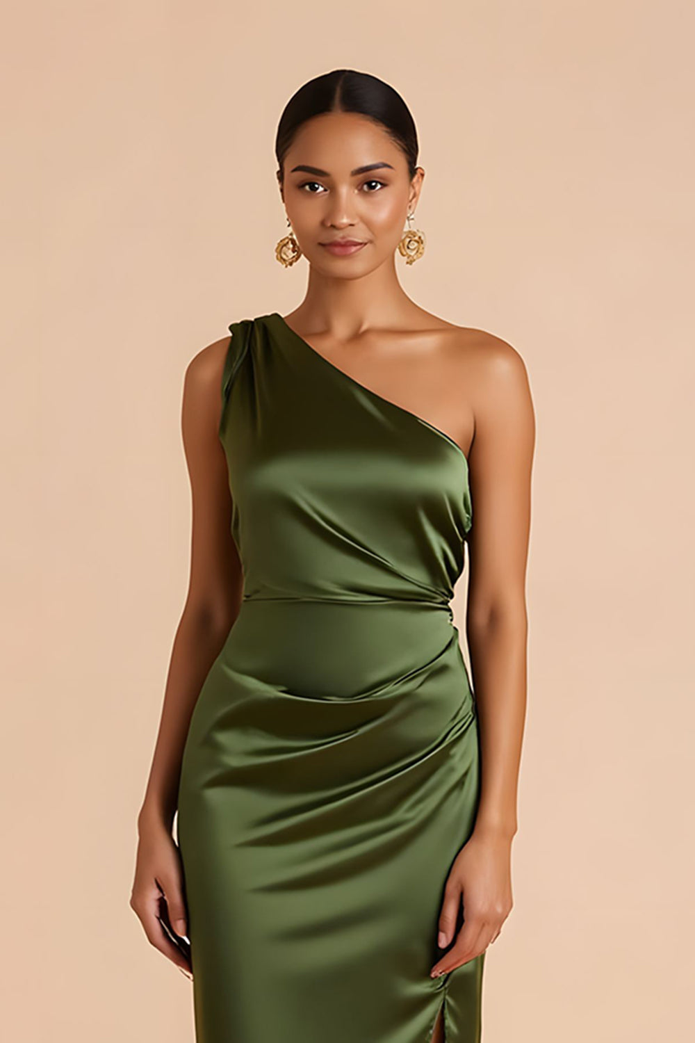 Oliv Slida One Shoulder Midi Brudtärna Klänning med slits