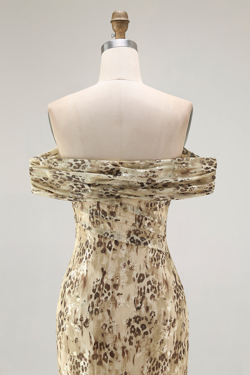 Champagne Blomma Slida Från Axeln Bröllop Gäst Klänning