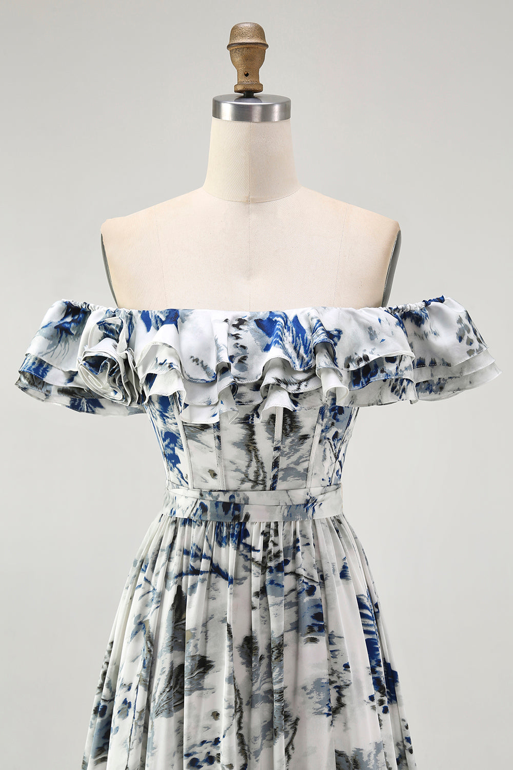 Blå Blommig Ruffled Från Axeln En Linje Brudtärna Klänning