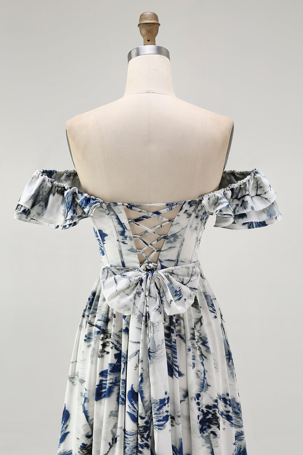 Blå Blommig Ruffled Från Axeln En Linje Brudtärna Klänning