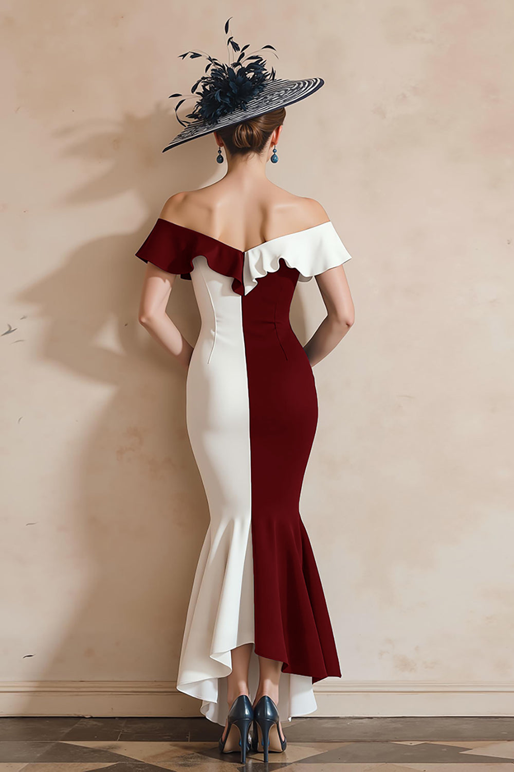 Svart Och Vit Sjöjungfru Från Axeln Rufsade Lång Mor Till Bruden Klänning