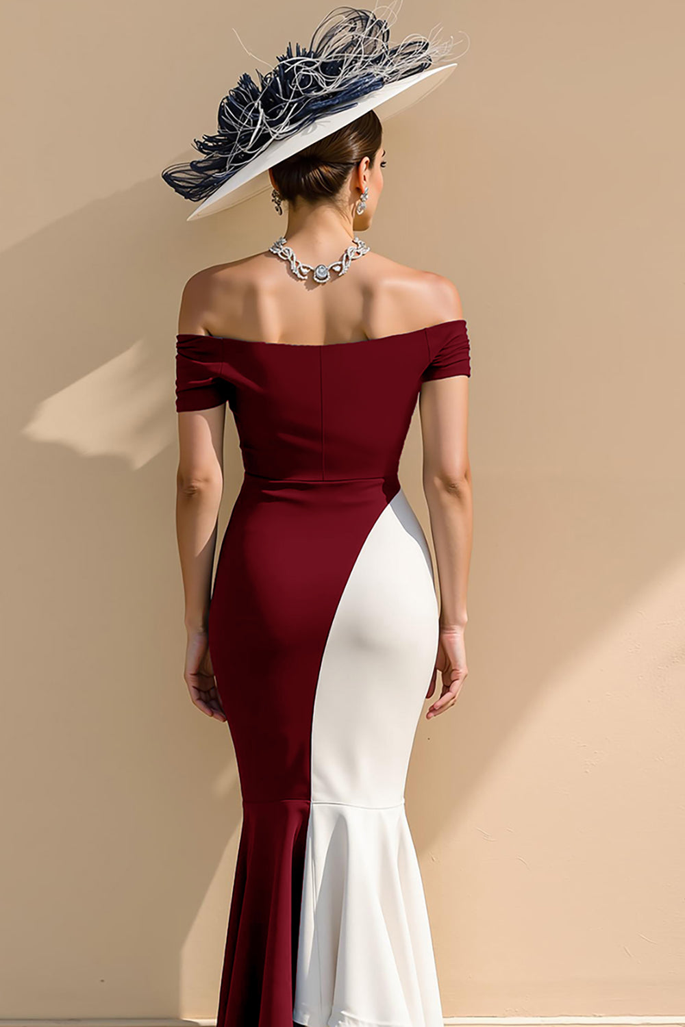 Svart och vit satin sjöjungfru från axeln lång mor till bruden klänning