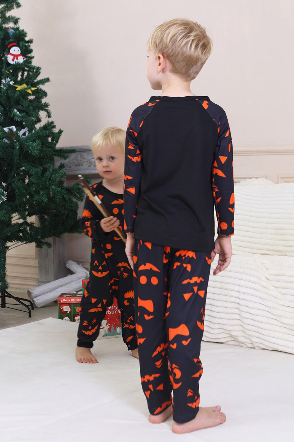 Marinblå tryckt långärmad familj halloween pyjamas