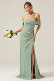 Off the Shoulder Sheath Chiffong Plisserad Dusty Sage Bridesmaid Klänning