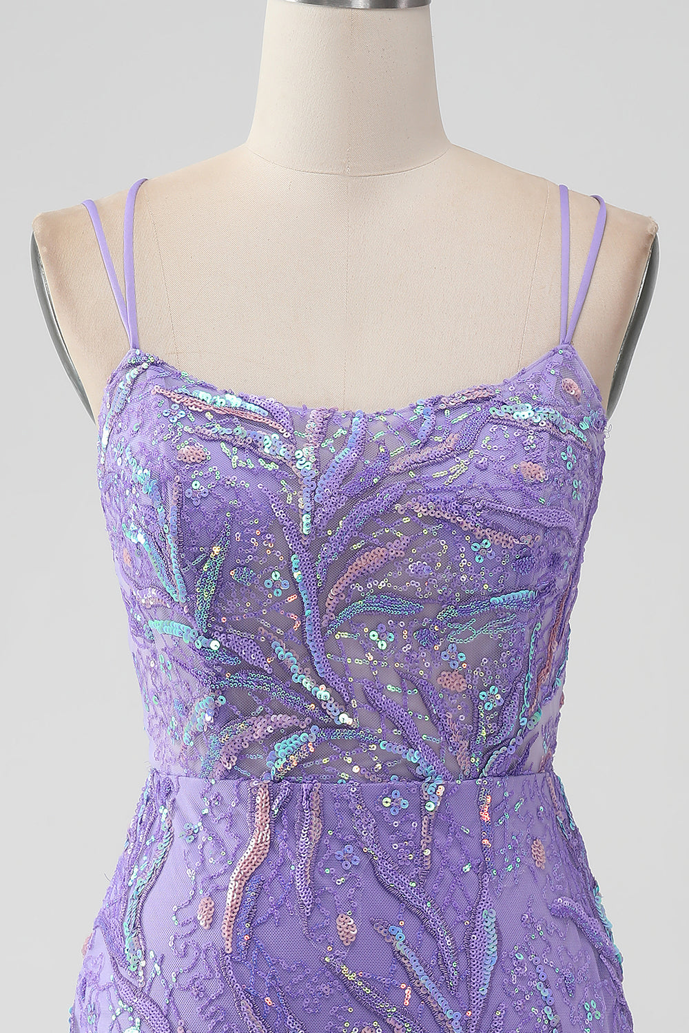 Glittrande Lila Bodycon Paljetter Applikationer Kort Homecoming Klänning med slits