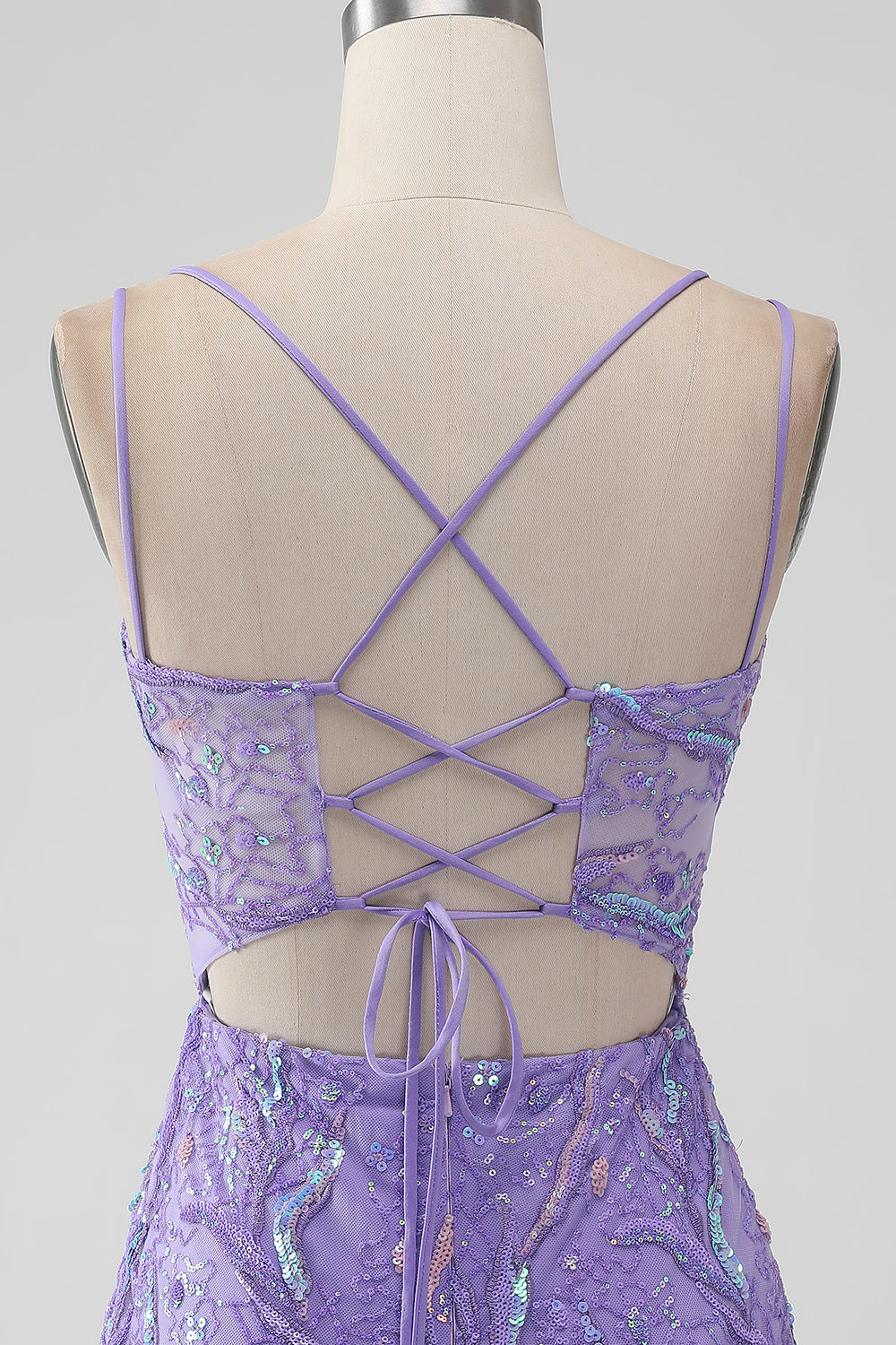 Glittrande Lila Bodycon Paljetter Applikationer Kort Homecoming Klänning med slits