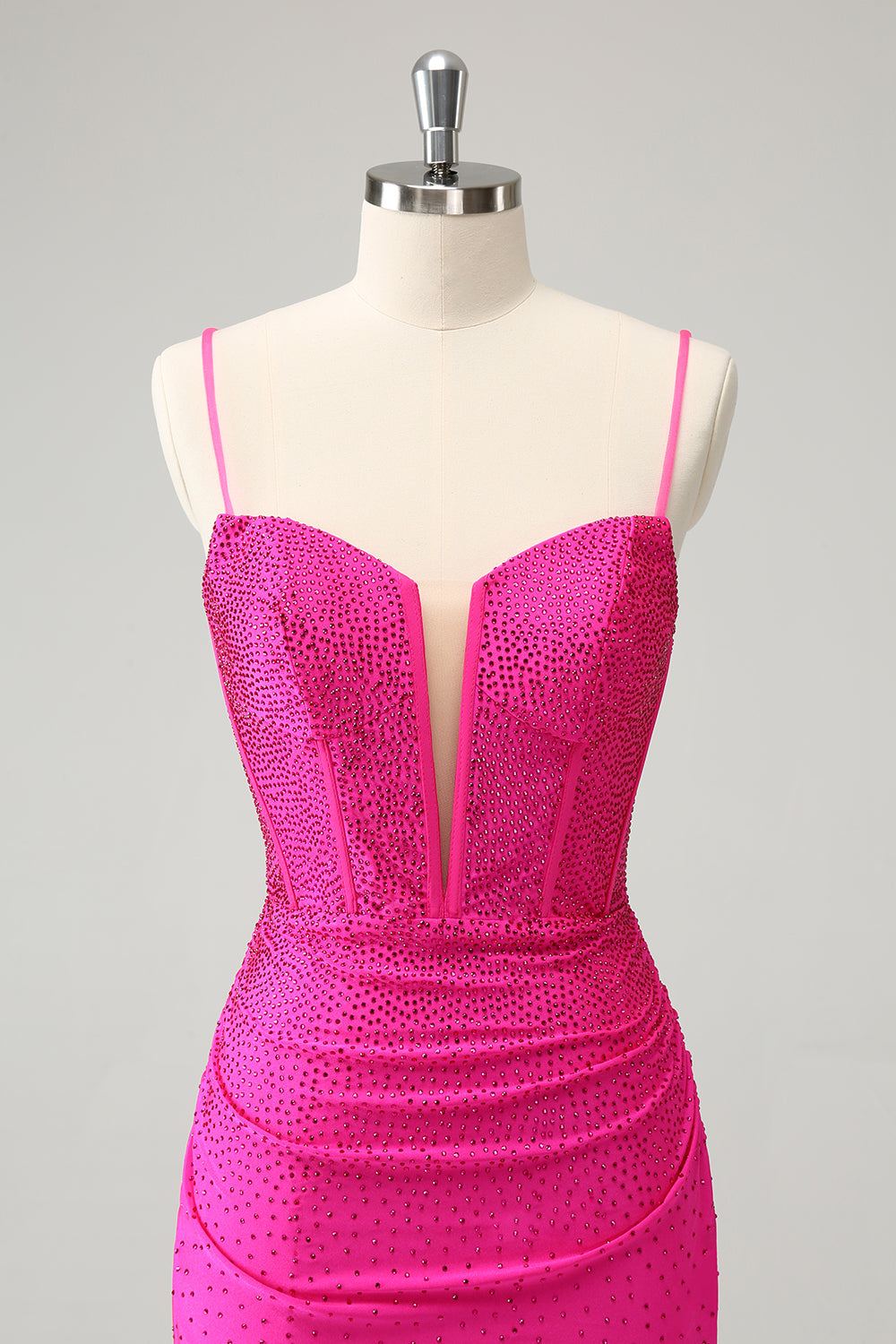 Fuchsia Bodycon Spaghetti Straps Rynkad Kort Homecoming Klänning med Beading