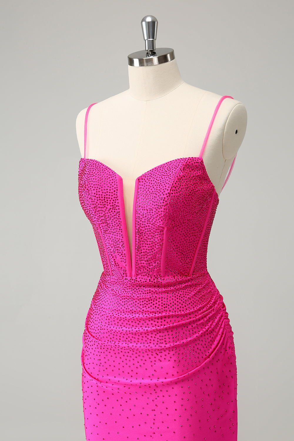 Fuchsia Bodycon Spaghetti Straps Rynkad Kort Homecoming Klänning med Beading
