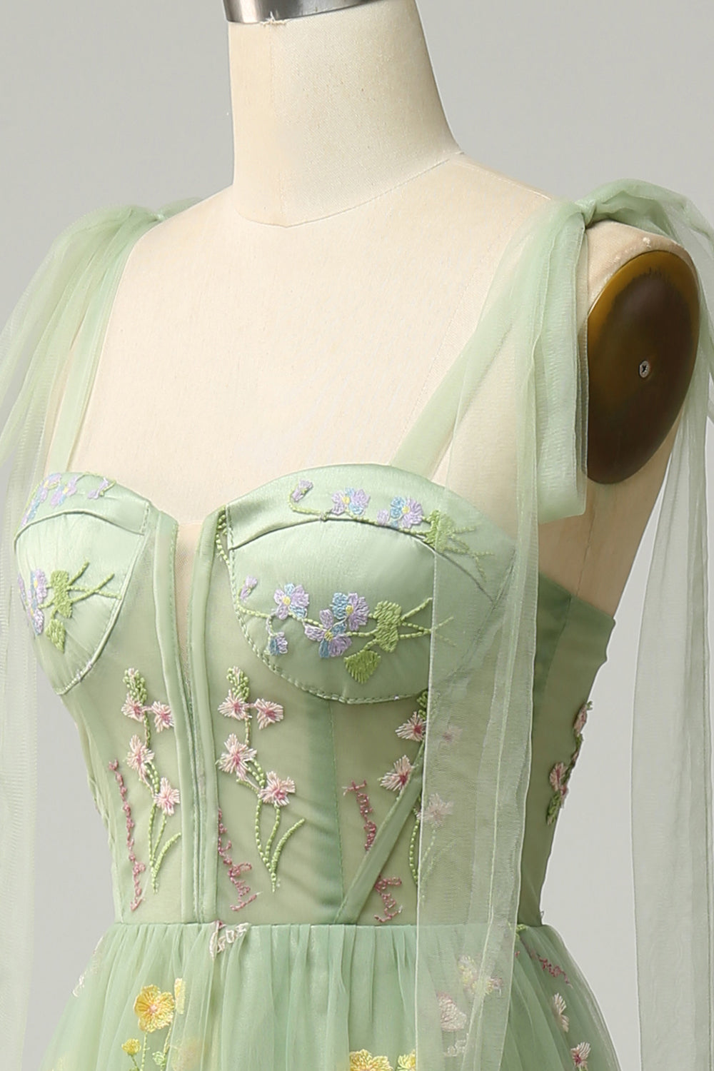 Grön A Linje Tyll Korsett Golvlång Balklänning Med Broderade Blommor