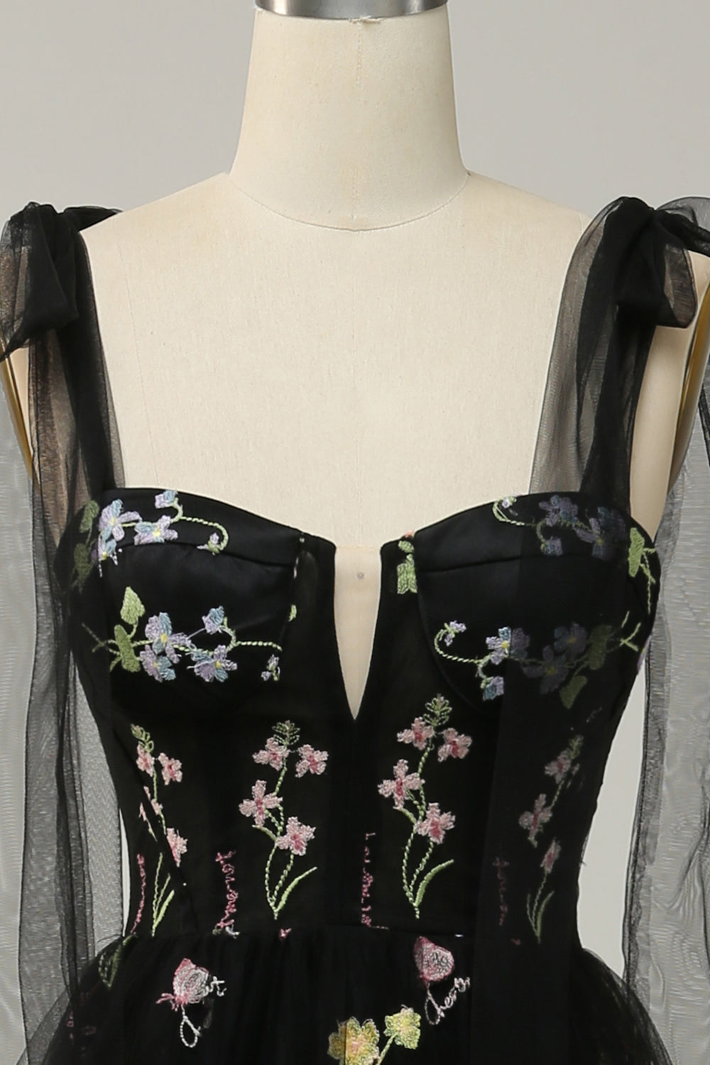 Grön A Linje Tyll Korsett Golvlång Balklänning Med Broderade Blommor