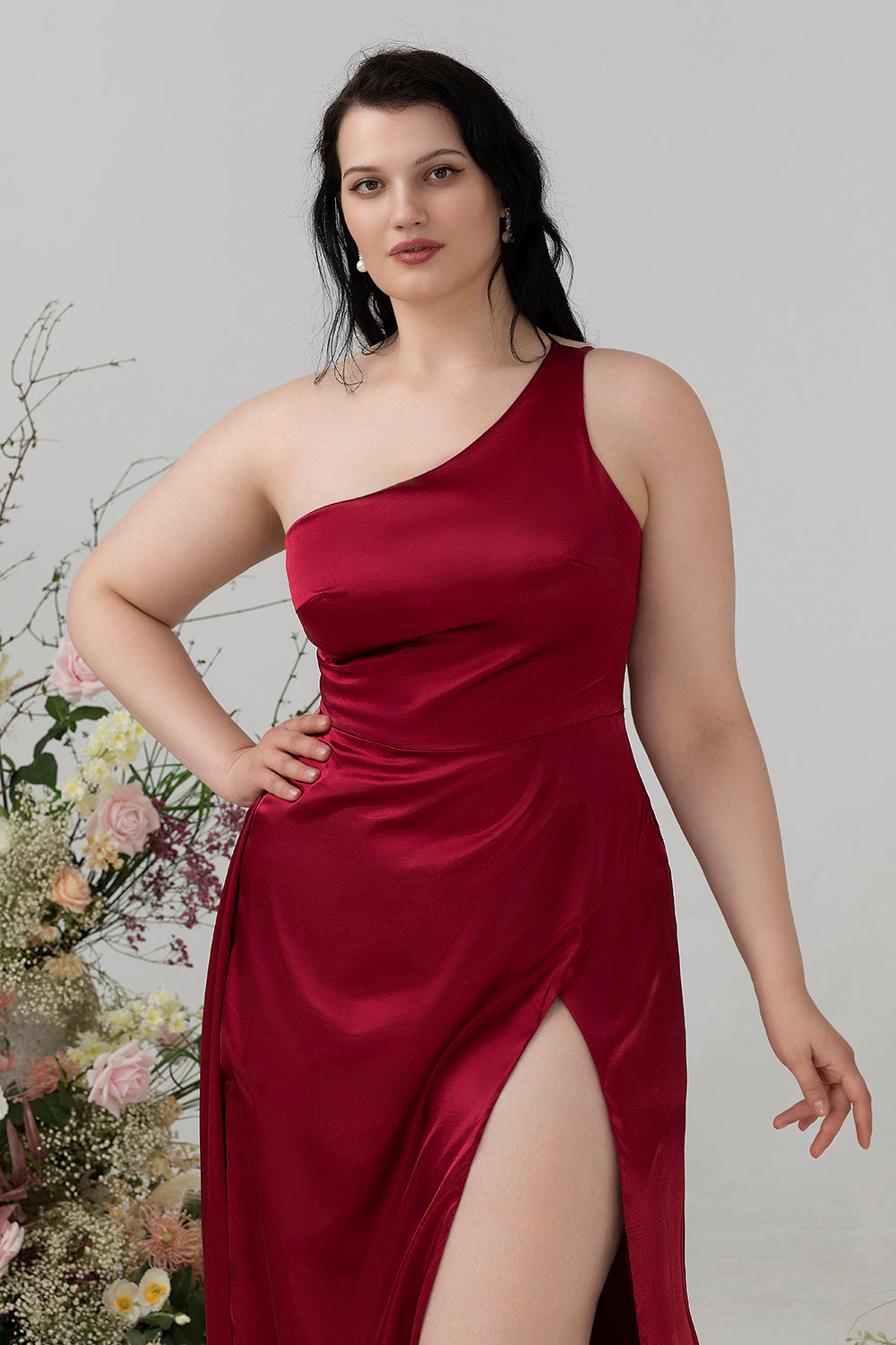 Vinröd Plus Size En Axel Lång Brudtärneklänning