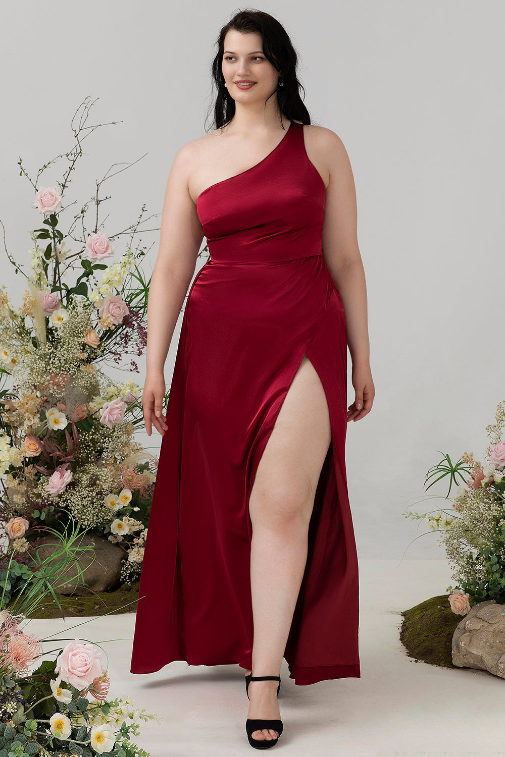 Vinröd Plus Size En Axel Lång Brudtärneklänning