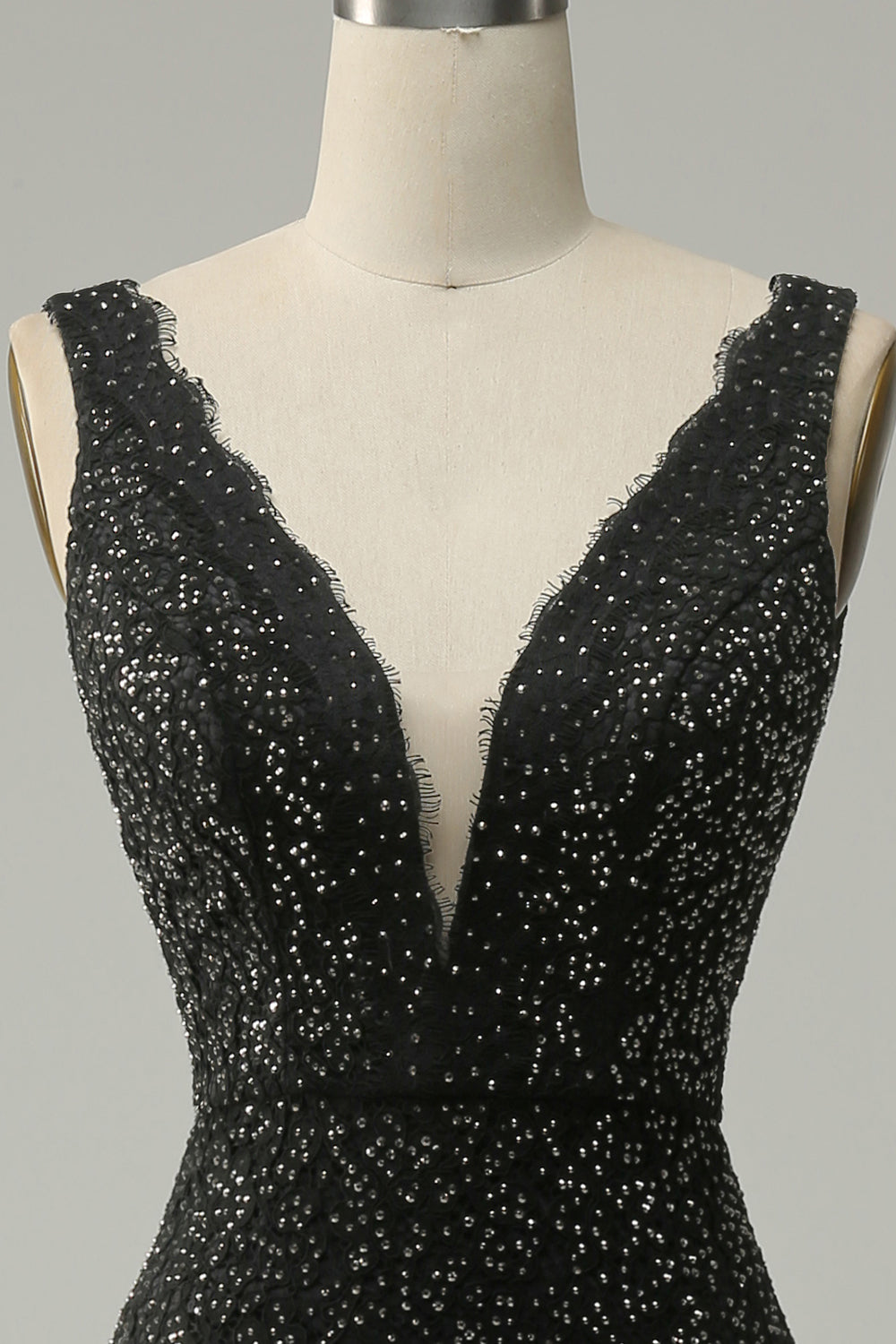 Mermaid Deep V Neck Black Lace Long Prom Dress med pärlor