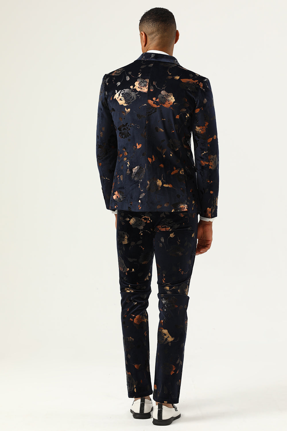 Svart hakad lapel dubbelknäppta herrbaldräkter