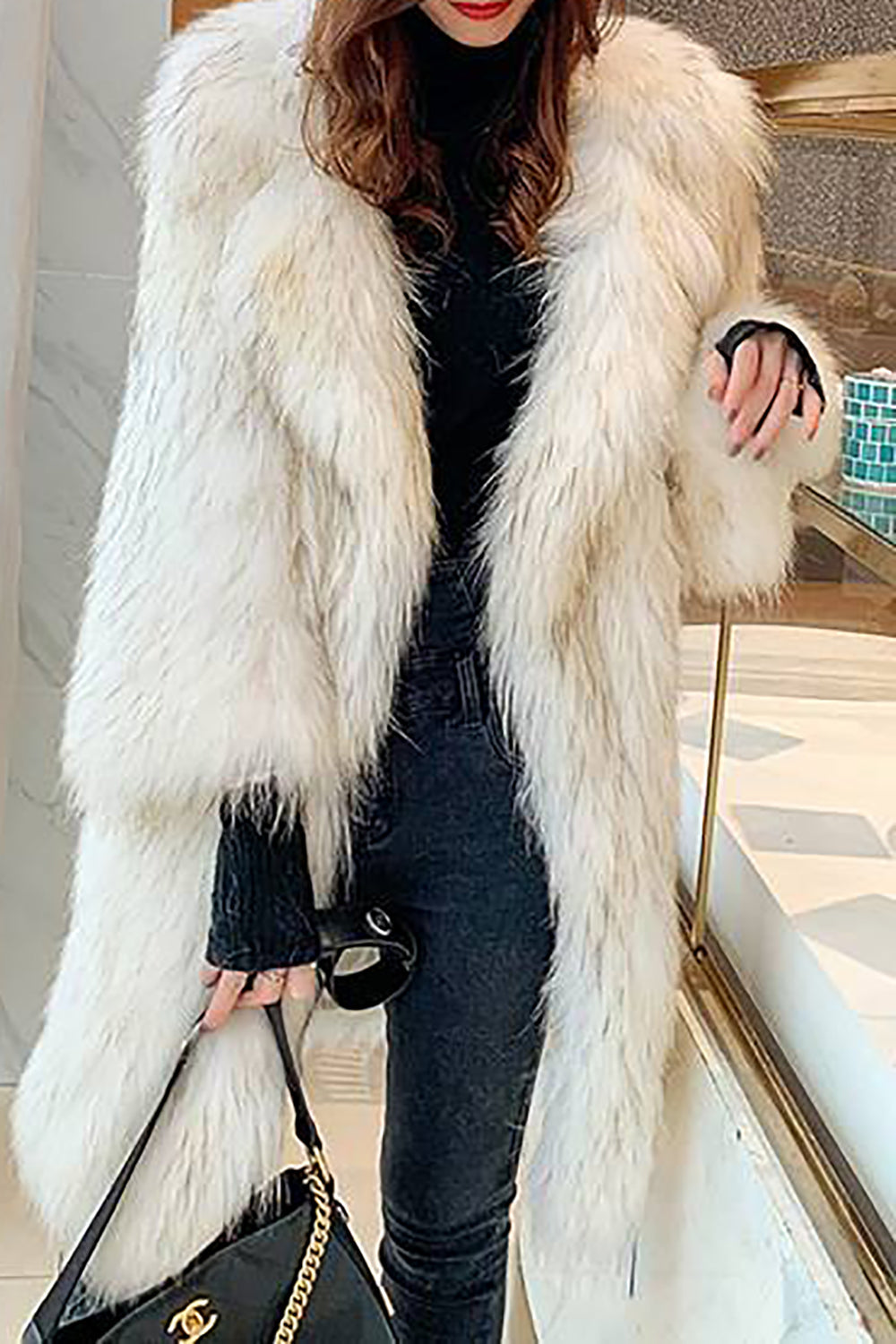 Vit öppen front fluffig lång shearling fuskpäls