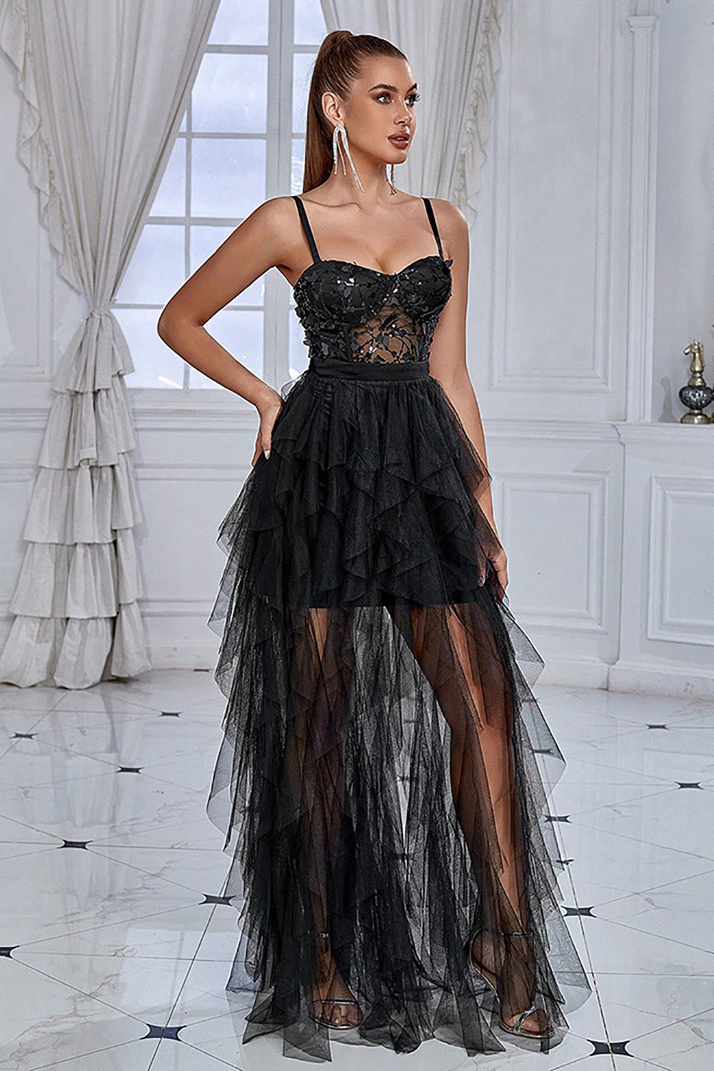 Glitter Svart Korsett Spaghetti Straps Lång Formell Klänning med Volanger