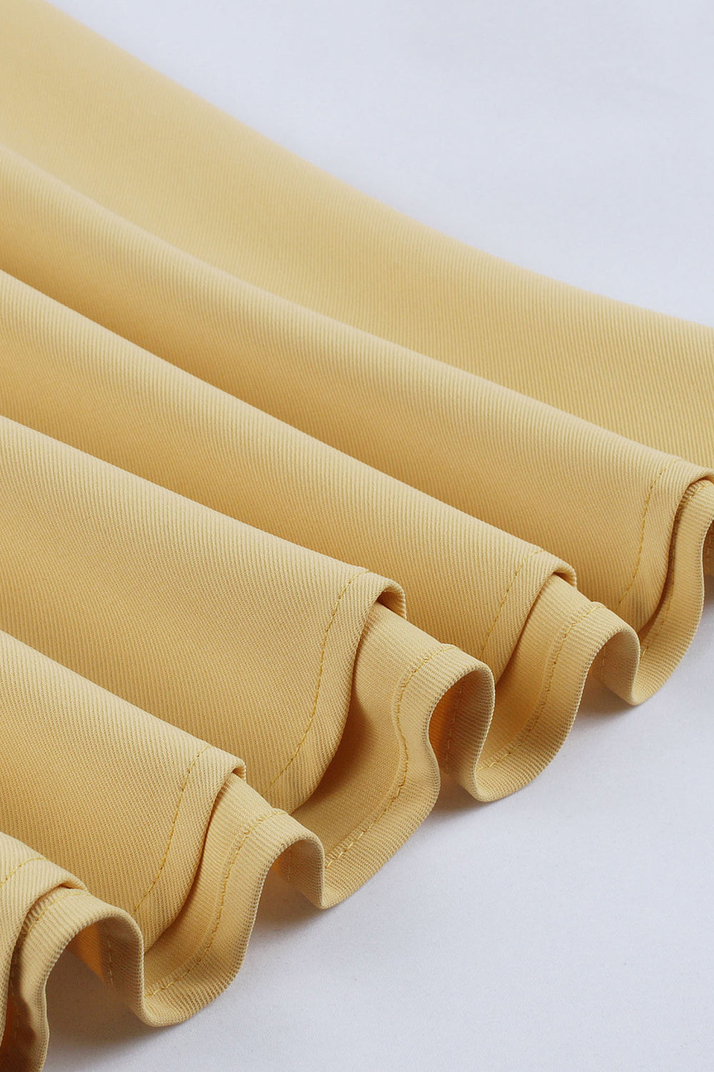 Gul Swing Fladdrande Ärmar 1950-Talsklänning Med Rosett