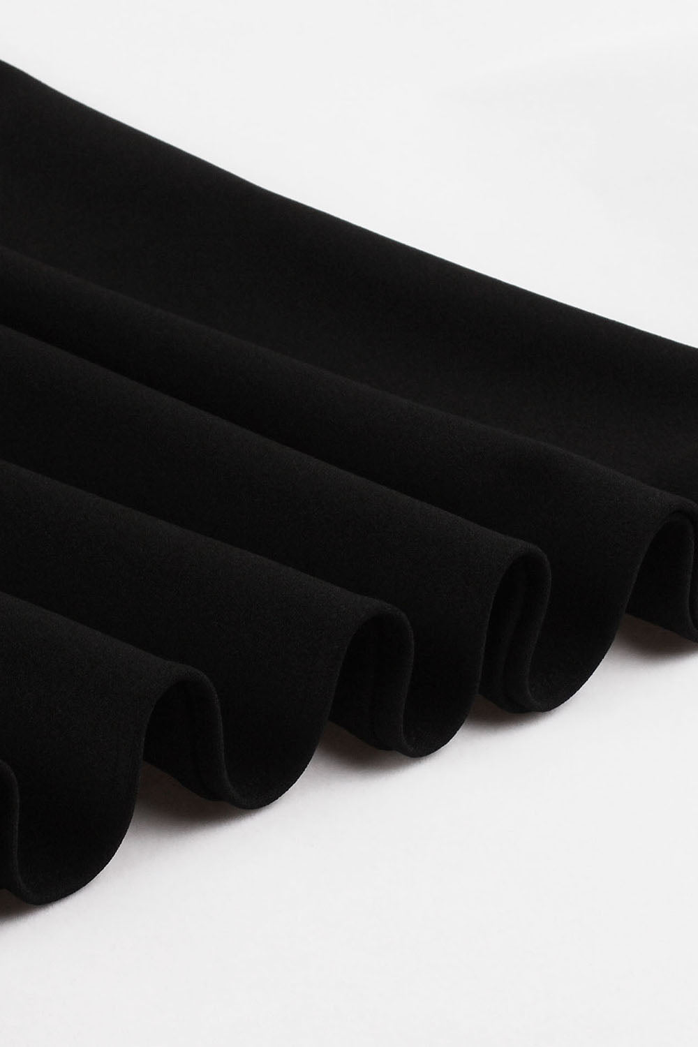 Svarta långa ärmar Halloween klänning med broderi