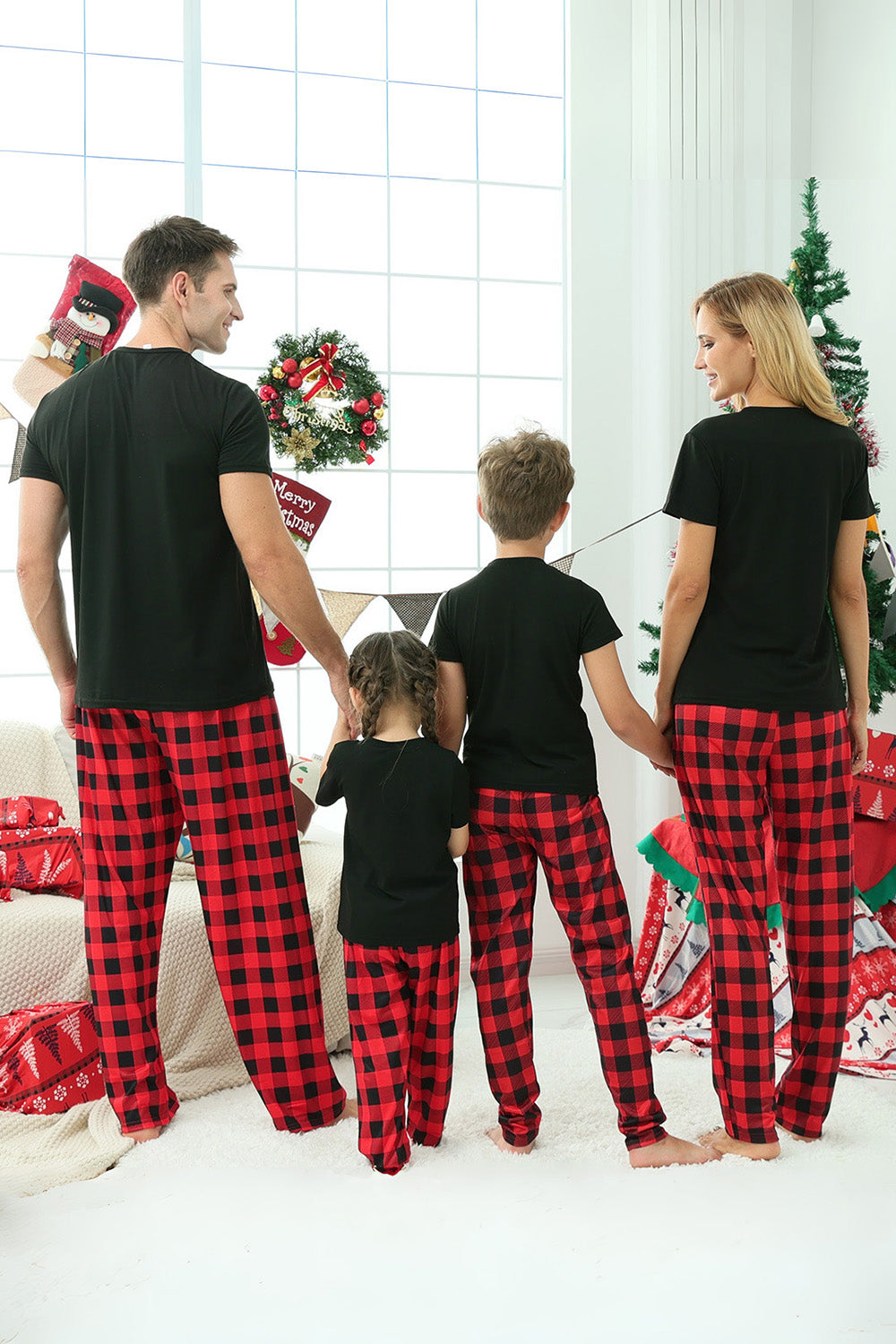 Svart Röd Pläd Family Christmas Pyjamas med korta ärmar