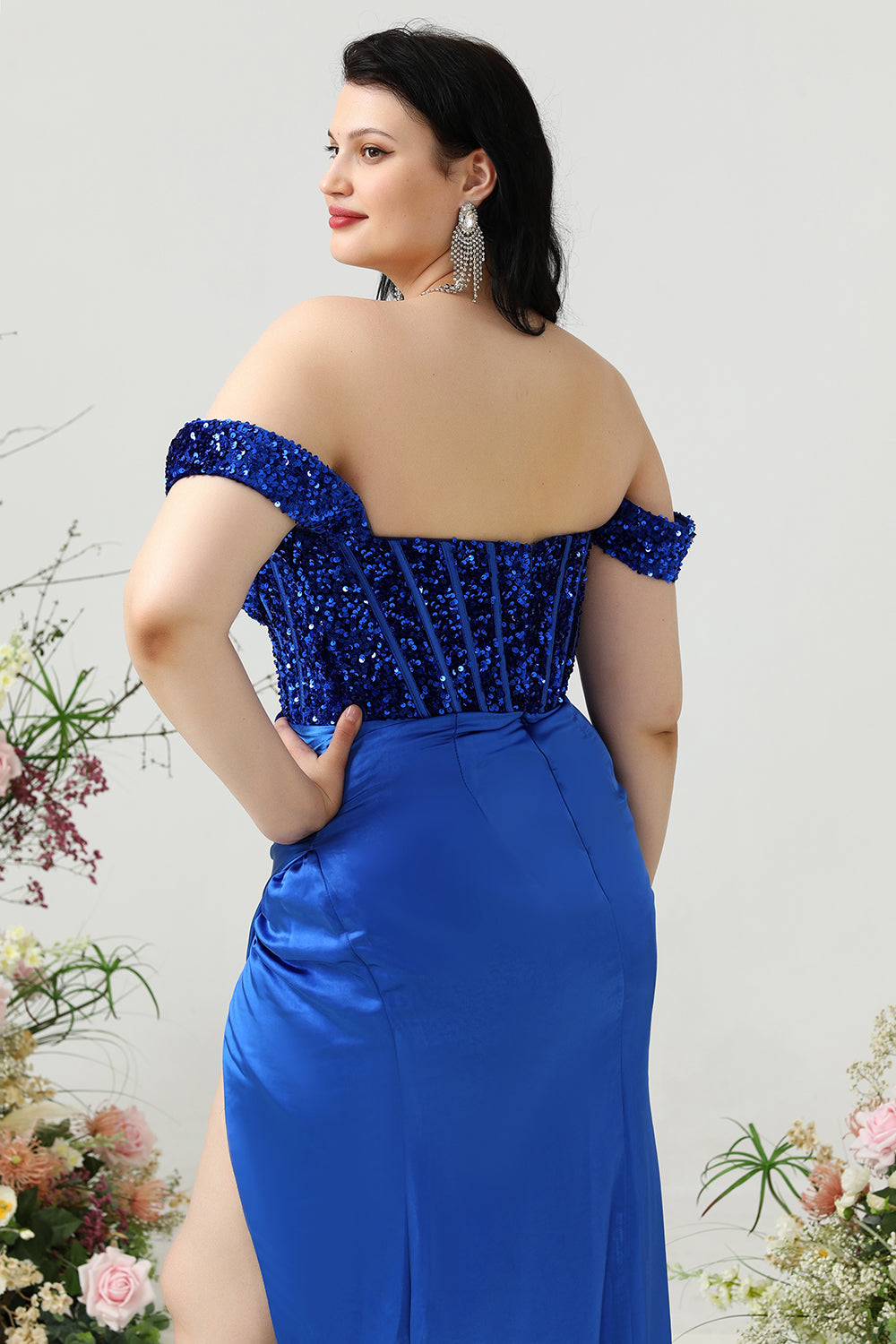 Kungsblå Mantel Utanför Axeln Plus Size Balklänning med Delad Front