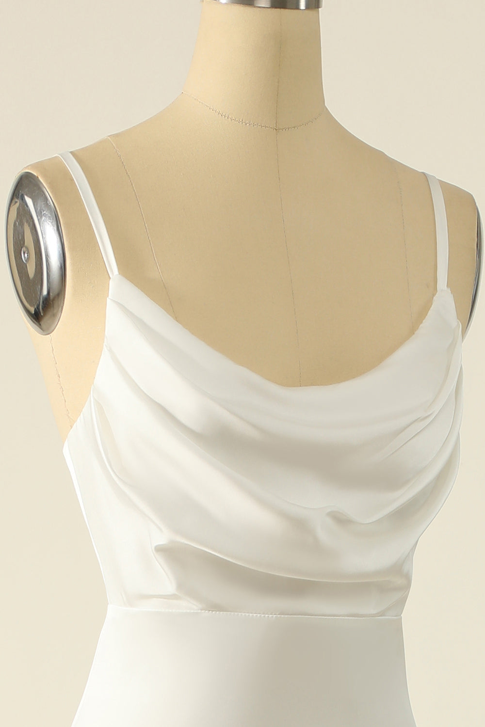 Elfenben Satin Enkel Bröllopsklänning