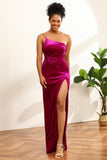 Fuchsia One Shoulder Velvet Long Bridesmaid Klänning