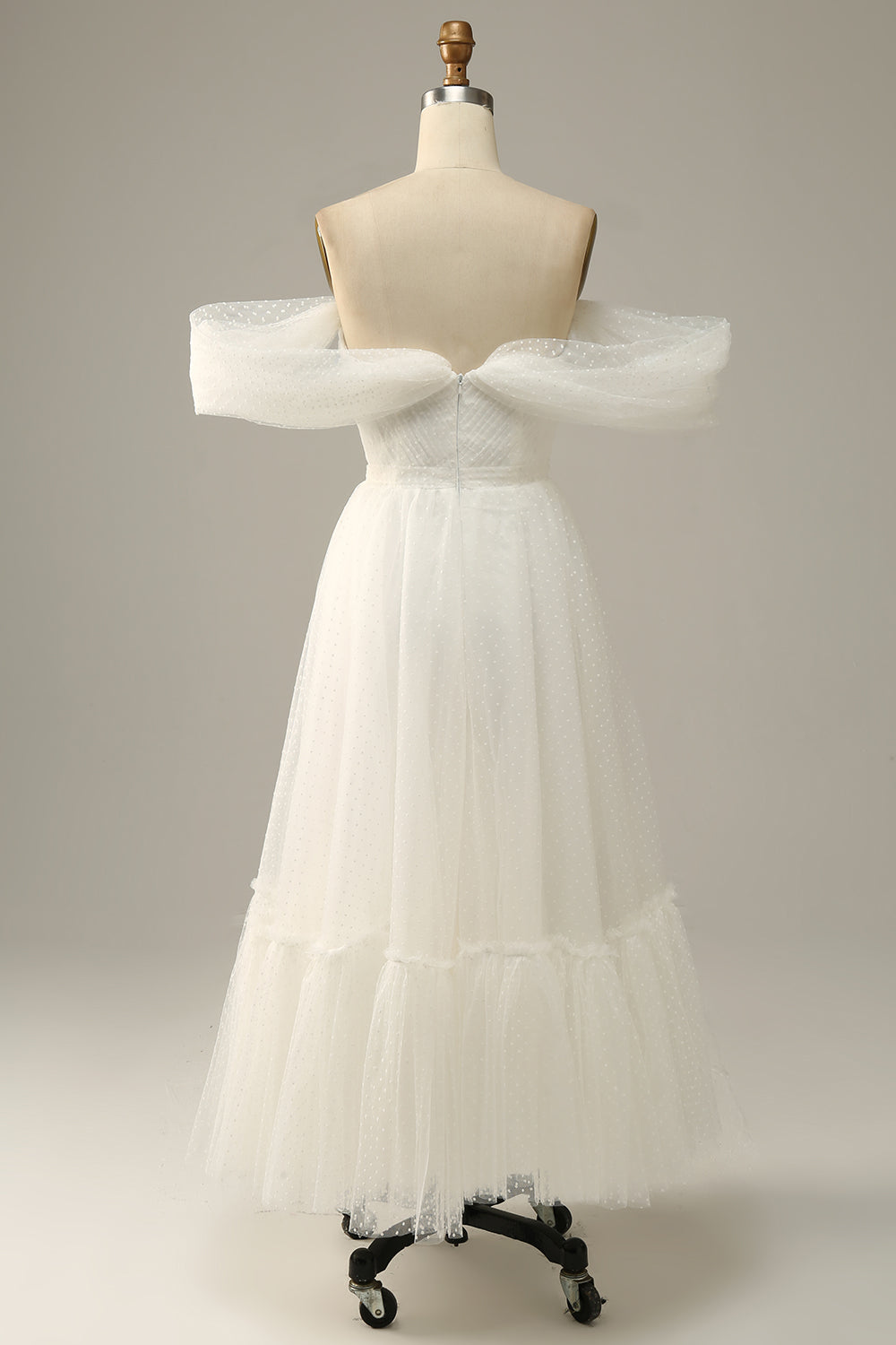 Elfenben Off-Shoulder Balklänning