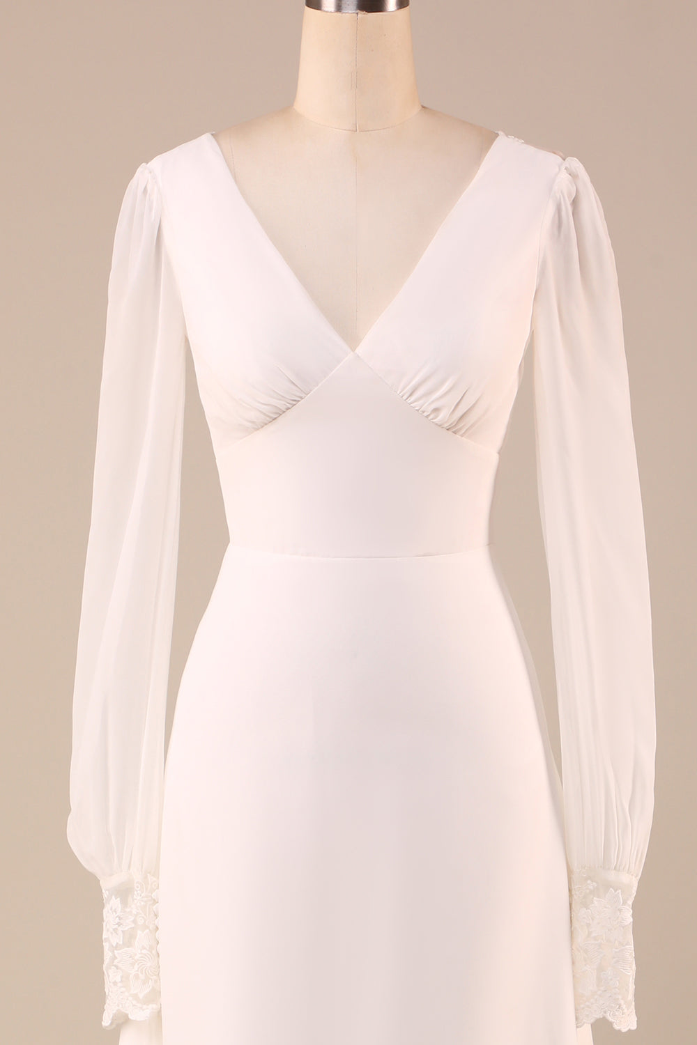 Elfenben Långärmad Boho Chiffong Öppna Tillbaka Bröllopsklänning