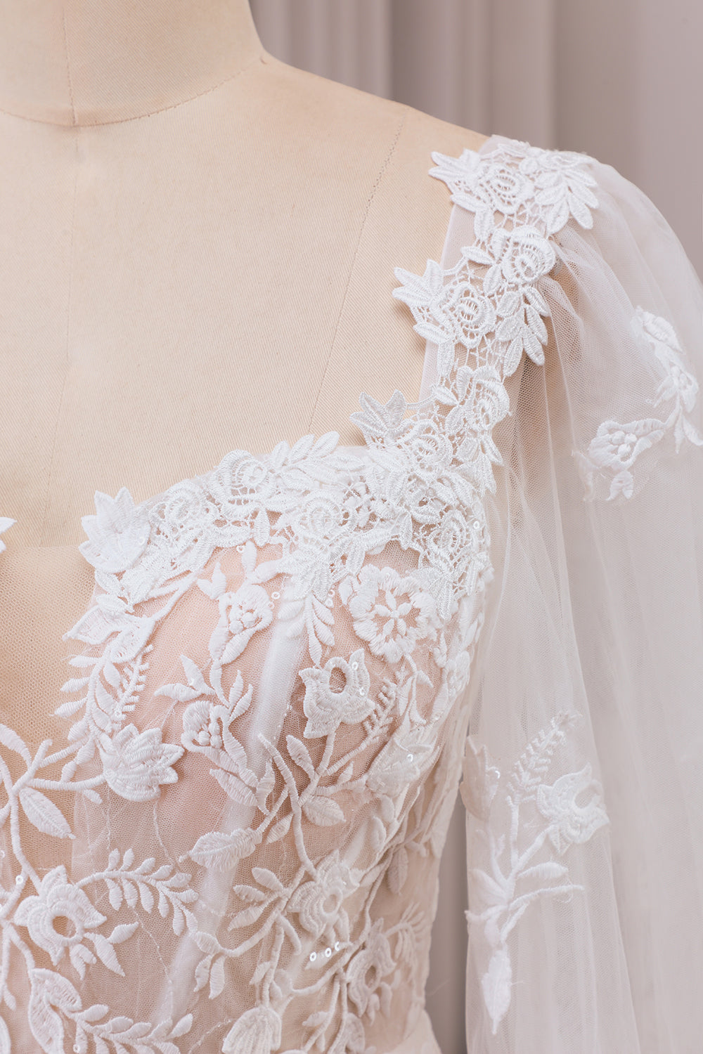 Elfenben Spets Älskling Hals Långärmad Sjöjungfru Bröllopsklänning med svepande släp