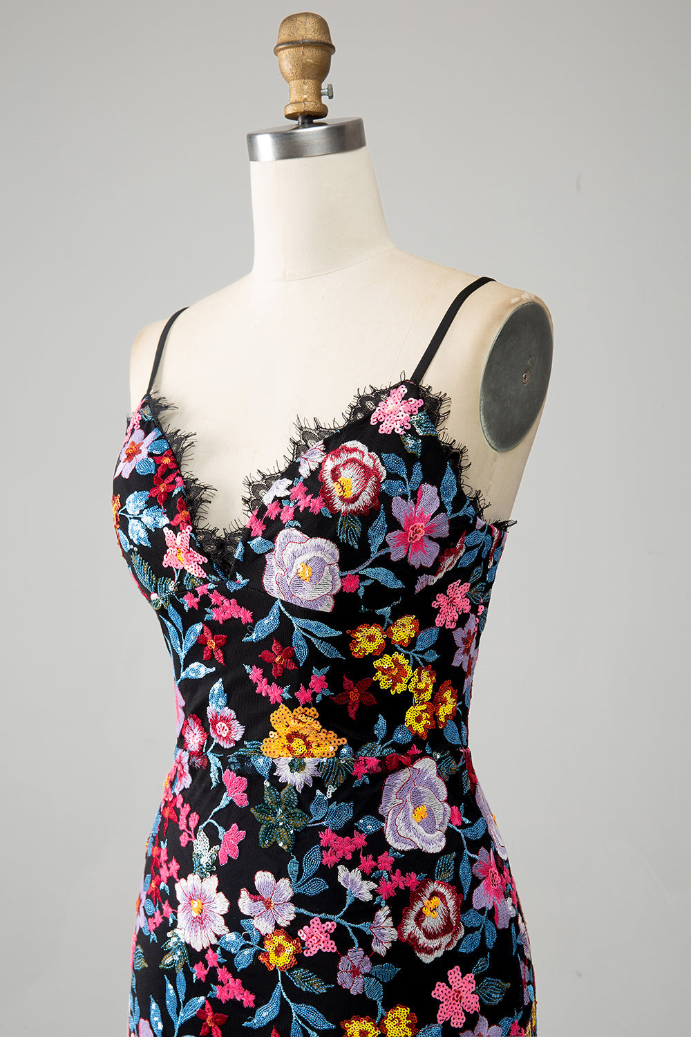 Svart Blommig Sjöjungfru Spaghetti Straps Lång Balklänning Med Broderi