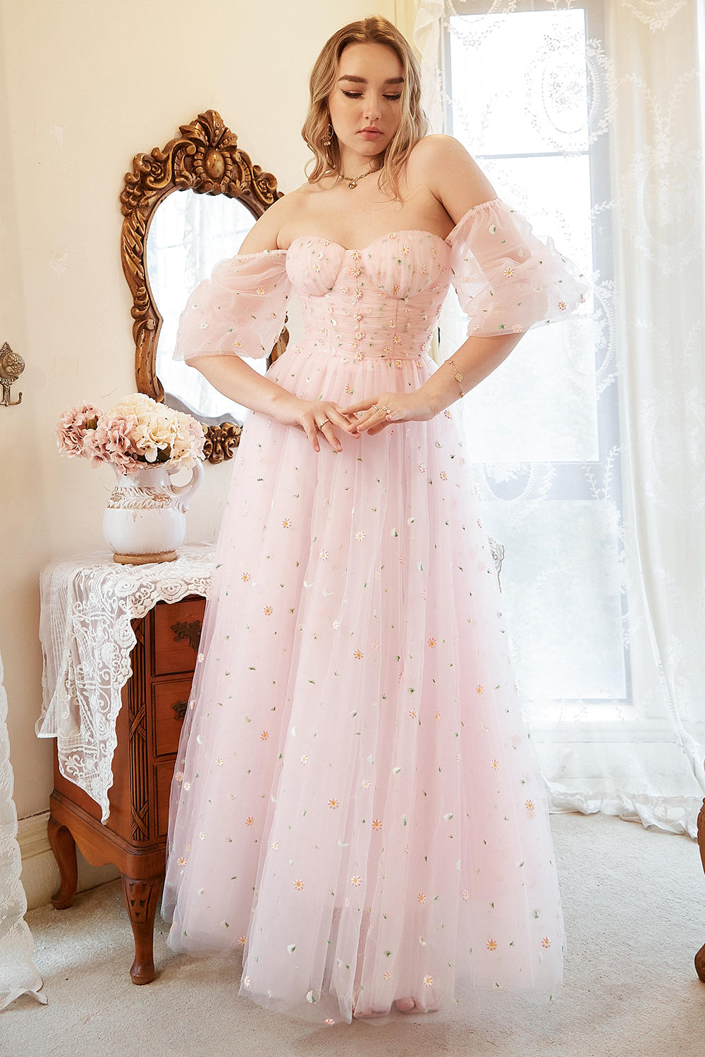 En linje från axeln Blush Plus Size Bal Klänning med broderi