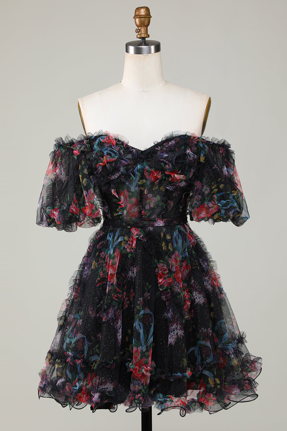 Underbar A-linje från axeln Fuchsia Tulle Kort Homecoming Klänning med korta ärmar