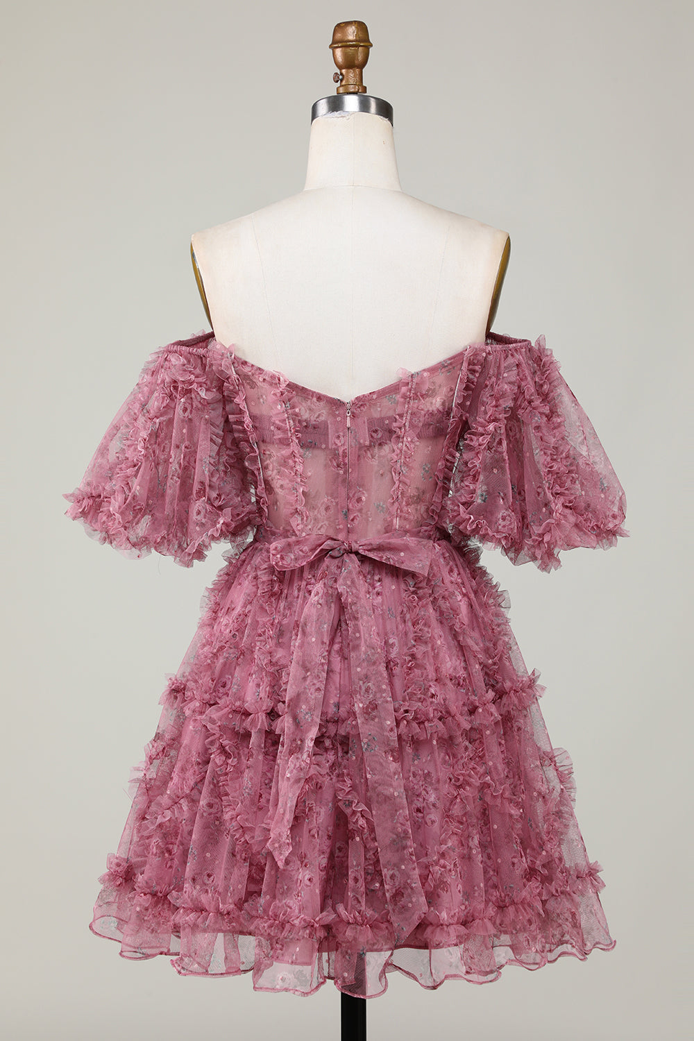 Underbar A-linje från axeln Fuchsia Tulle Kort Homecoming Klänning med korta ärmar