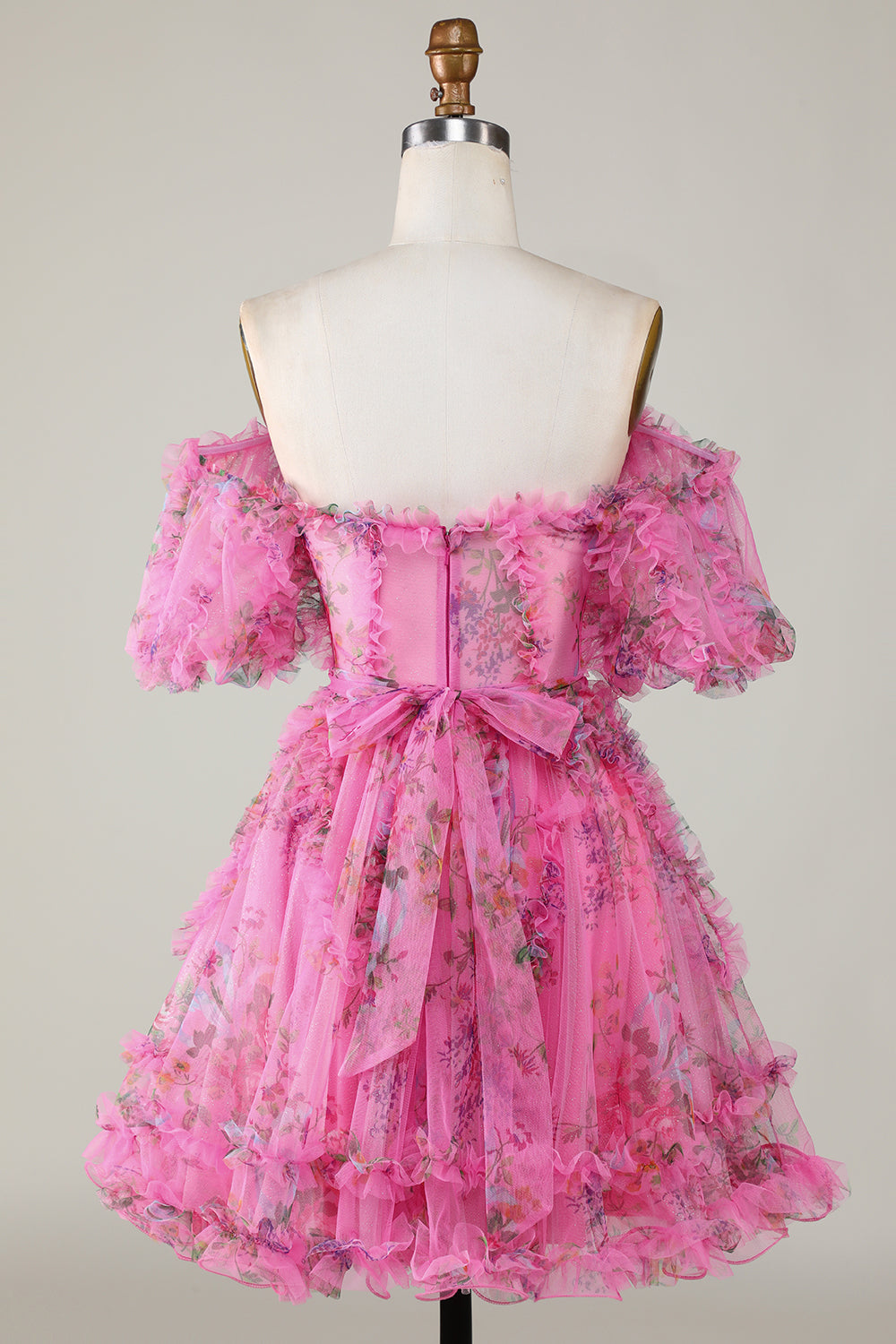 Underbar A-linje från axeln Fuchsia Tulle Kort Homecoming Klänning med korta ärmar