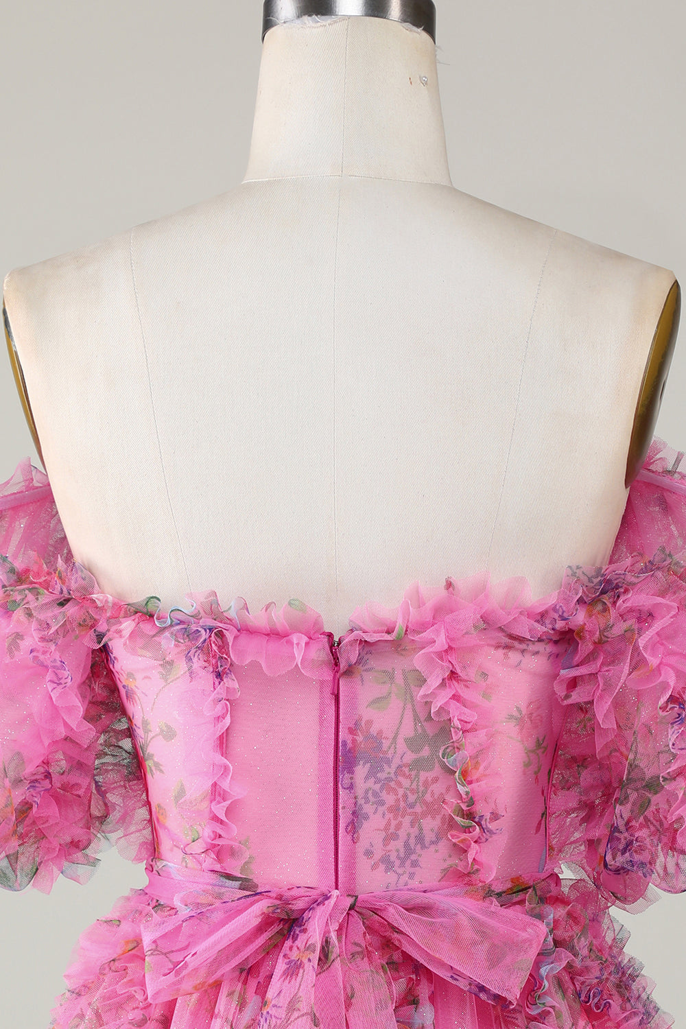 Underbar A-linje från axeln Fuchsia Tulle Kort Homecoming Klänning med korta ärmar